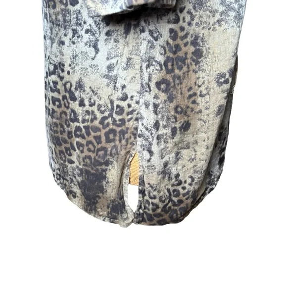 Calvin Klein Leopard Print V-Neck Women's Top Size M - Picture 10 of 15